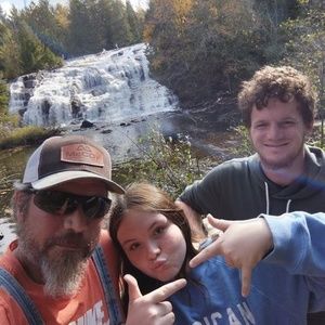 Meet your Posher, Chad